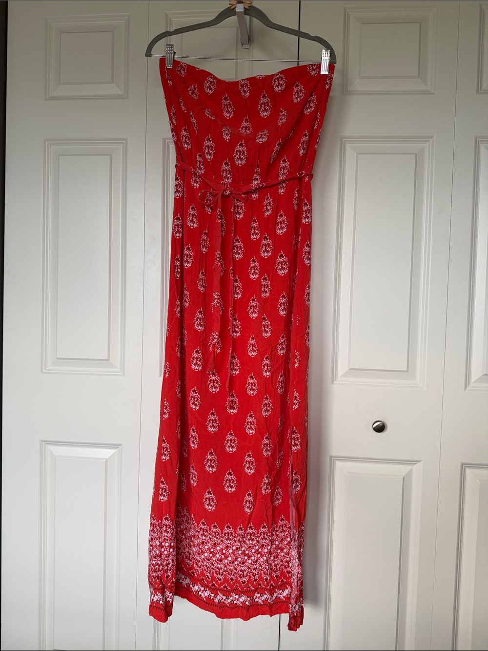 Old Navy Red Orange Strapless Printed Maxi Dress